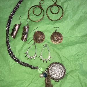 4 EARRING SETS AND A NATION.....